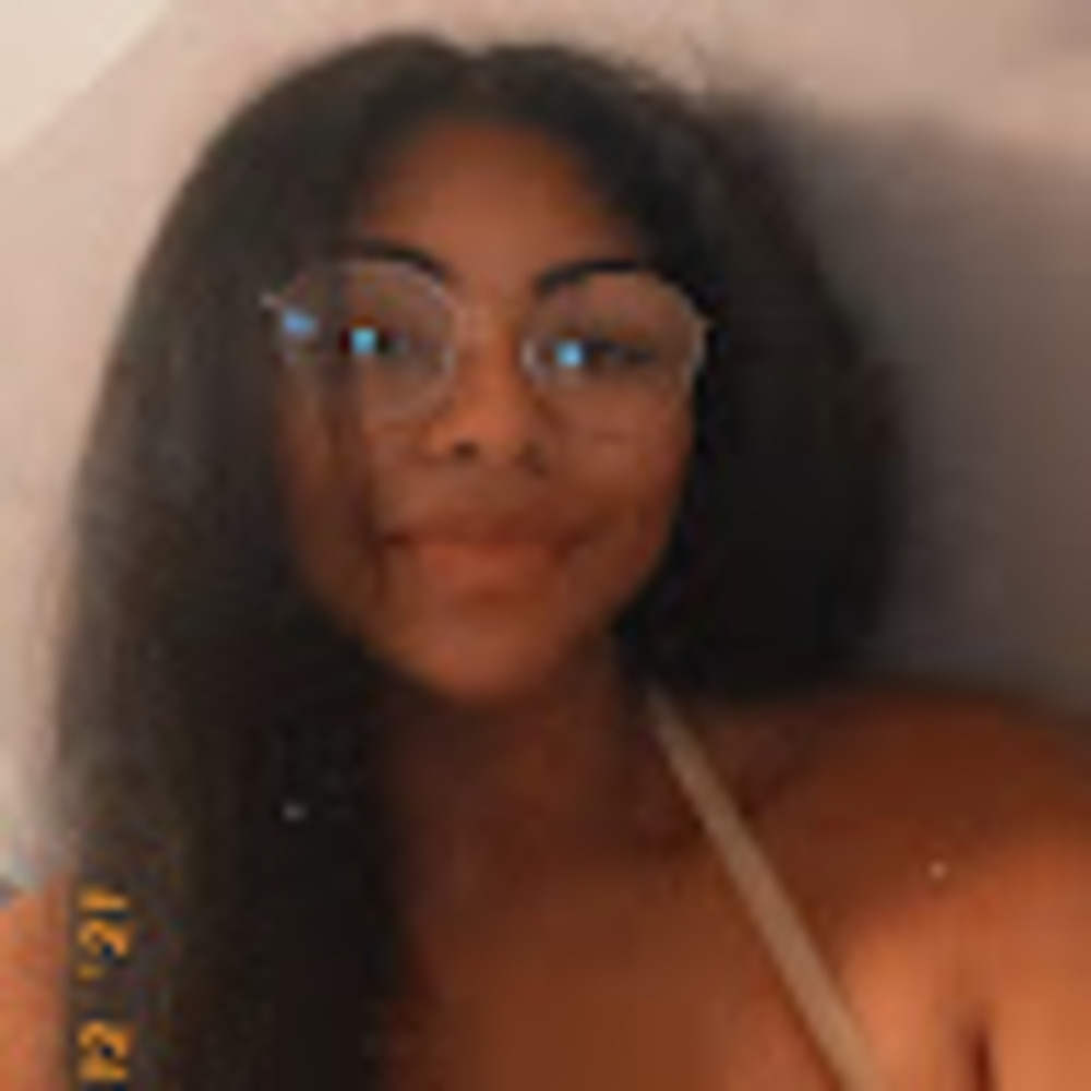 Meet your Posher, Denayjah